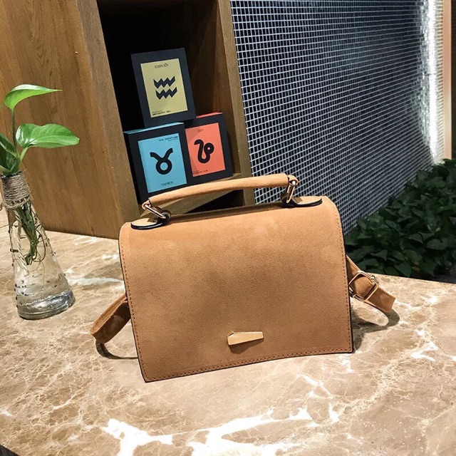 Túi GUESS handbag trẻ trung