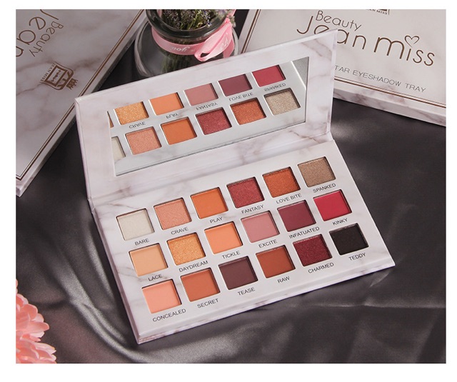Bảng phấn mắt 18 ô màu Jean Miss nội địa trung