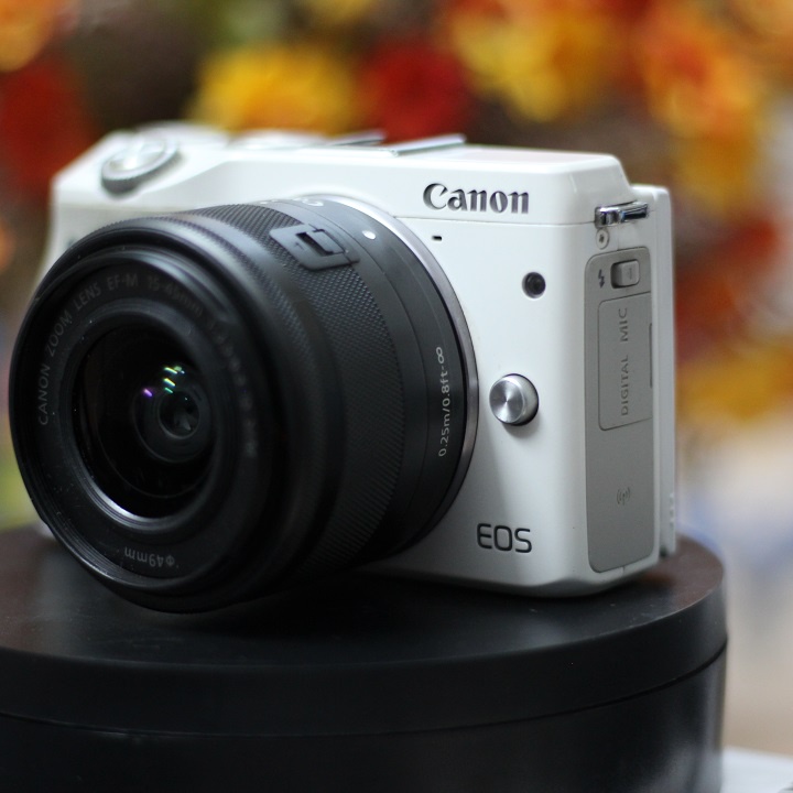 Máy ảnh Canon M3 kèm ống kính