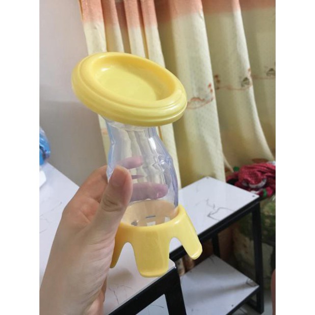 [ TẶNG 2 MIẾNG LÓT THẤM SỮA goodmama] Phễu/ Cốc hứng sữa silicon rảnh tay cho mẹ