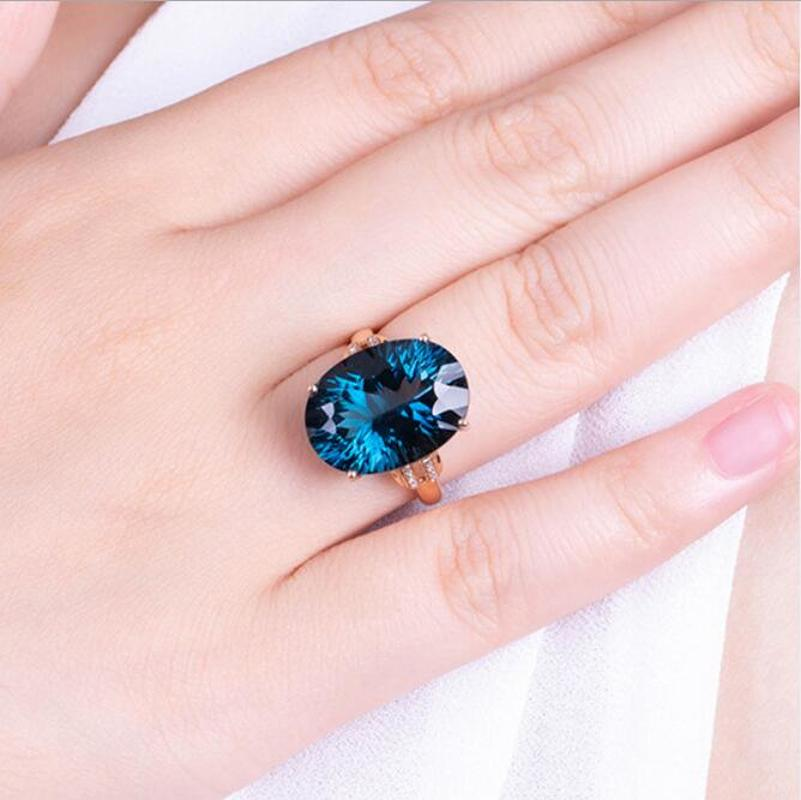 Nhẫn Cưới Thép Titan Màu Vàng Hồng Đính Đá Zircon Xanh Dương Thời Trang Cho Nữ
