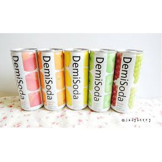 Nước giải khát demi soda hương táo donga 250ml