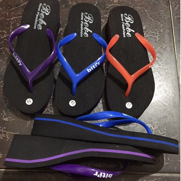 Dép nữ kẹp xốp Biti’r đế cao 3p, 5p