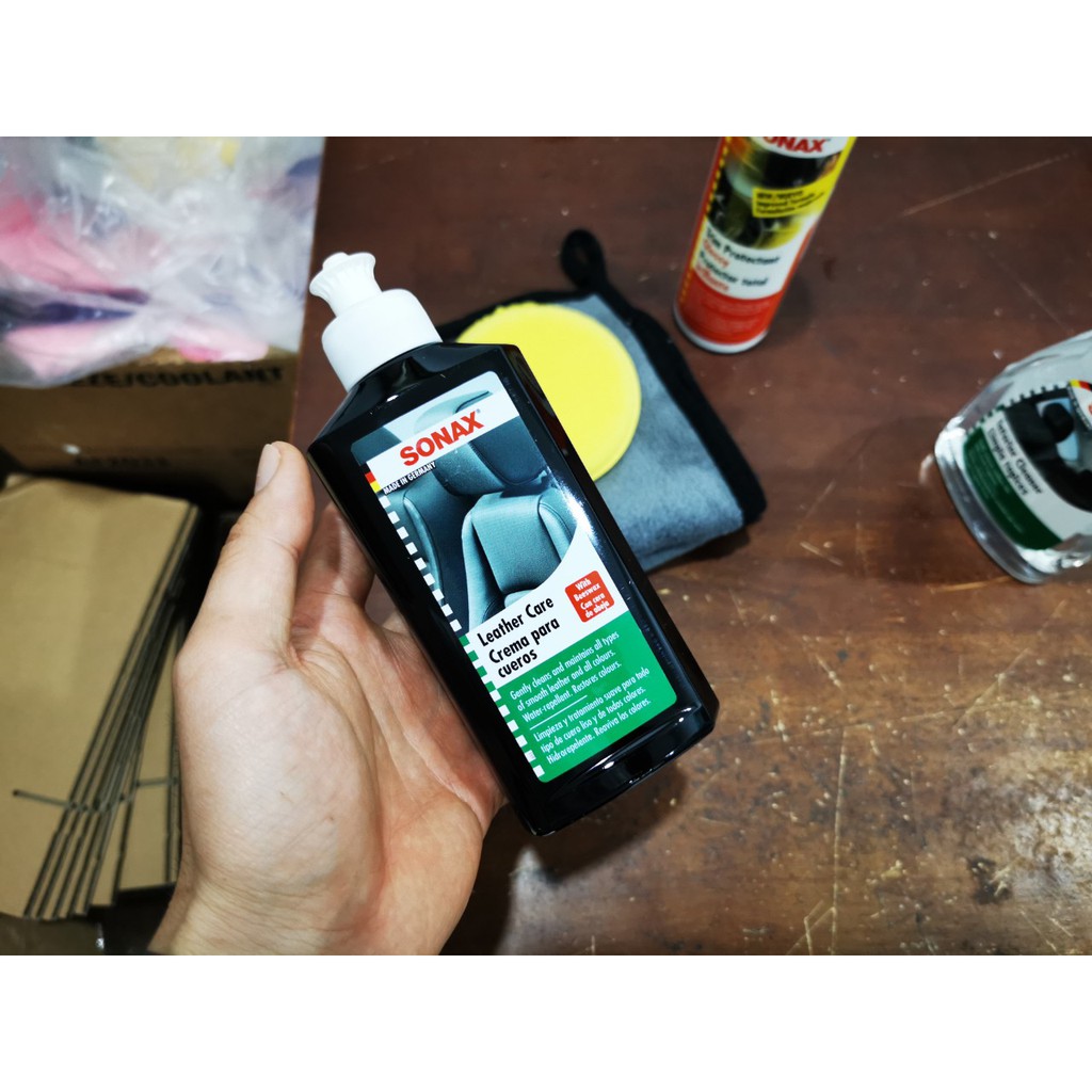 Combo Vệ Sinh Chăm Sóc Nội Thất Xe Dưỡng Da,Làm Mới Nhựa Sonax Kèm Quà