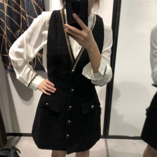 Yếm zara đen lì vải tweed