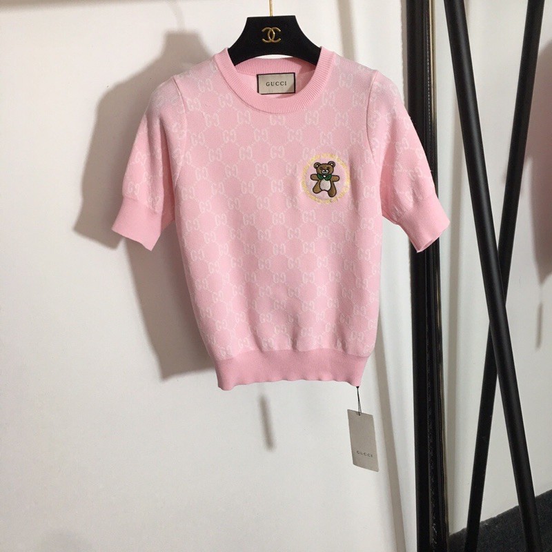 áo phông cổ tròn vải len đan thêu logo gấu nhỏ gucci GC gg