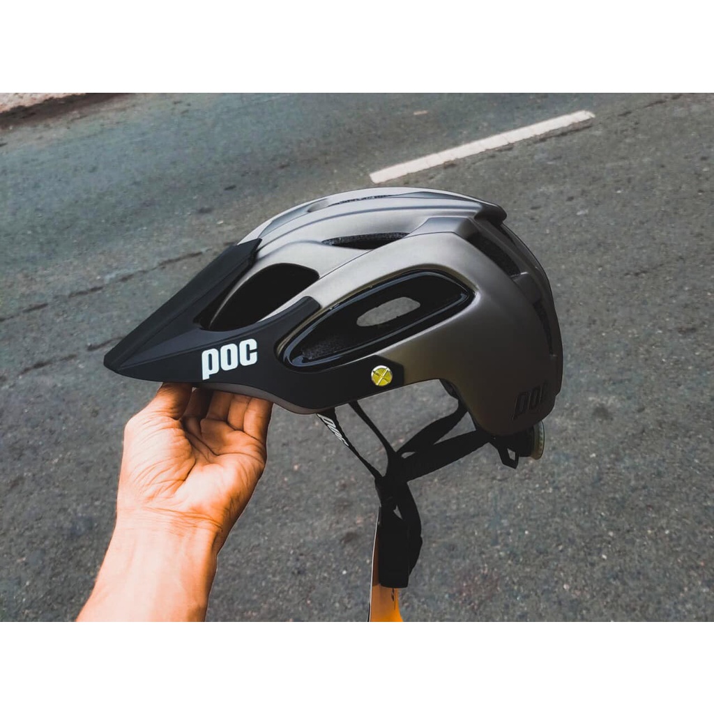 MŨ XE ĐẠP POC P01