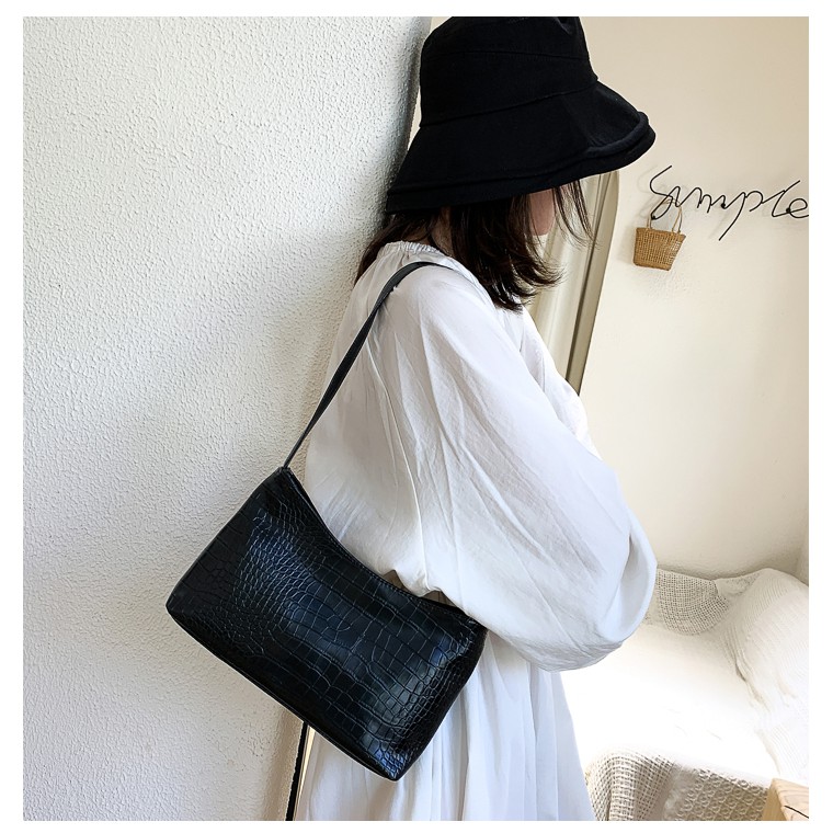 Hot trend _ Túi kẹp nách da vân cá sấu _ H14 | BigBuy360 - bigbuy360.vn