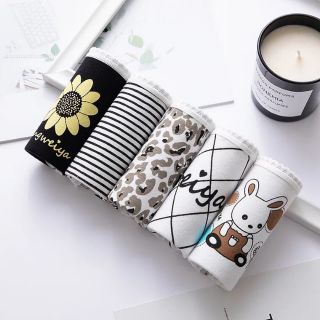 Quần lót coton bé gái từ 30kg 50kg
