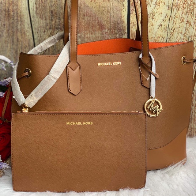 Túi michael kors chính hãng