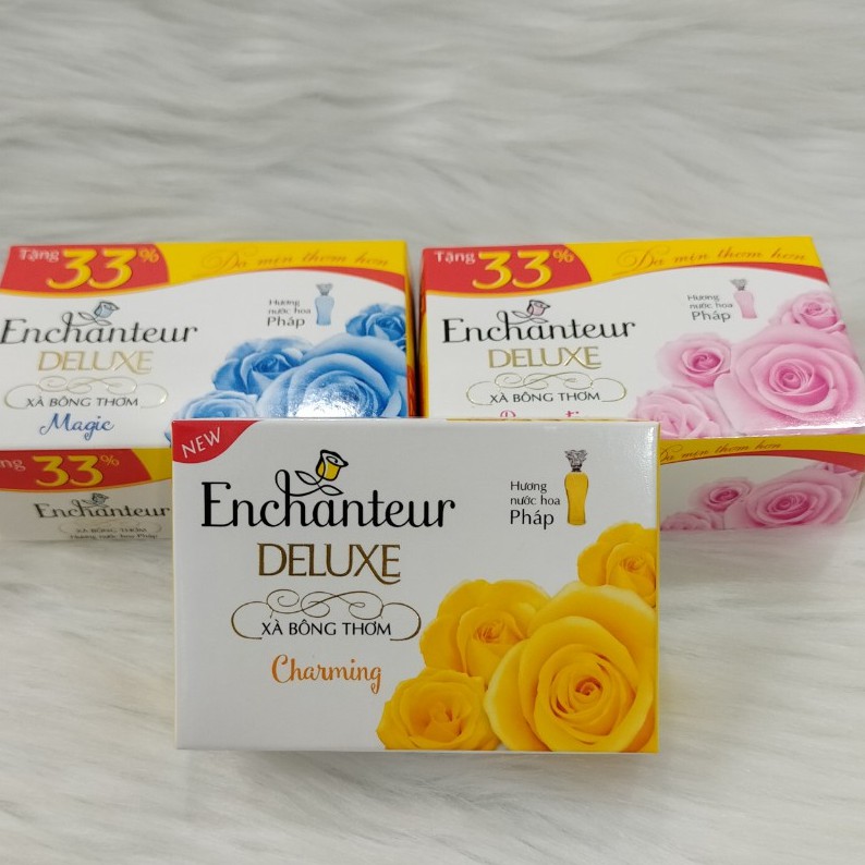 Xà bông cục Enchanteur màu vàng