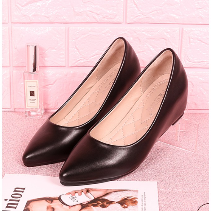 Giày size nhỏ độn đế 4cm size 31 32 33 34