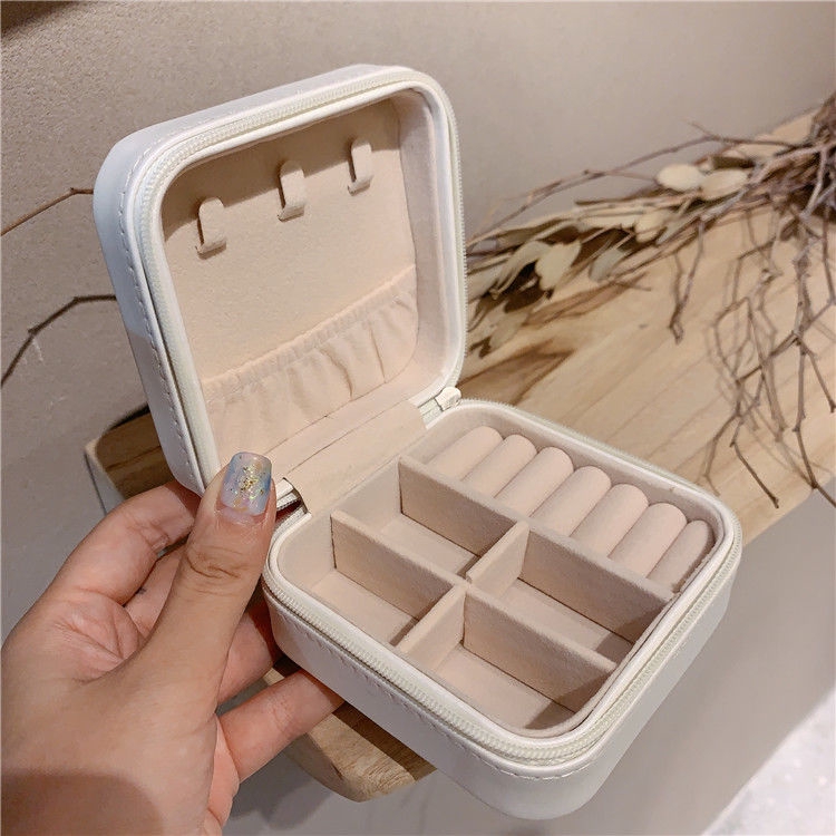 Hộp đựng trang sức / dây chuyền / khuyên tai 22398 thiết kế nhỏ gọn tiện dụng sức chứa lớn dùng khi đi du lịch