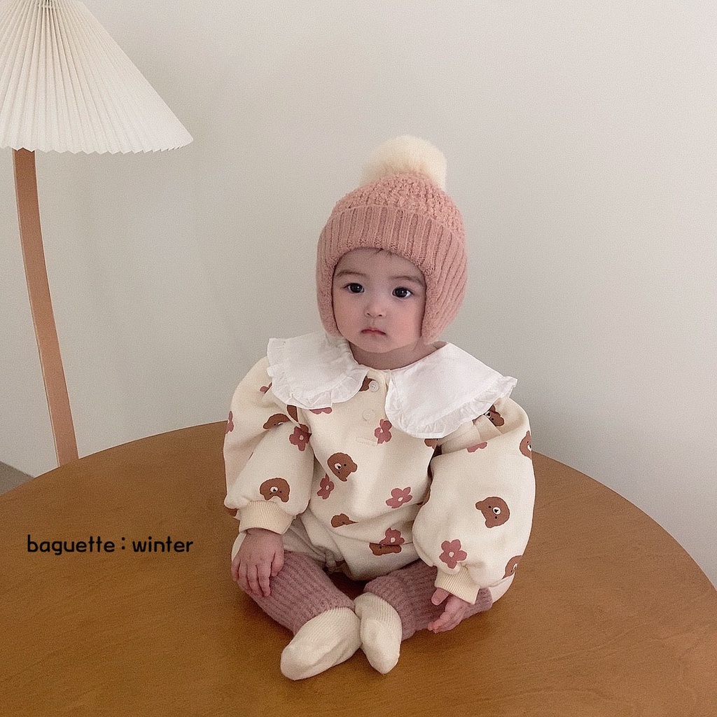 Bộ áo liền quần tay dài cổ búp bê in hoa gấu dễ thương cho bé gái