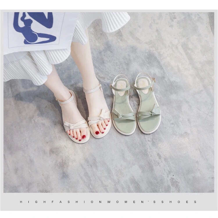 Xăng đan đế mềm phong cách La Mã thời trang mùa hè 2021 cho nữ