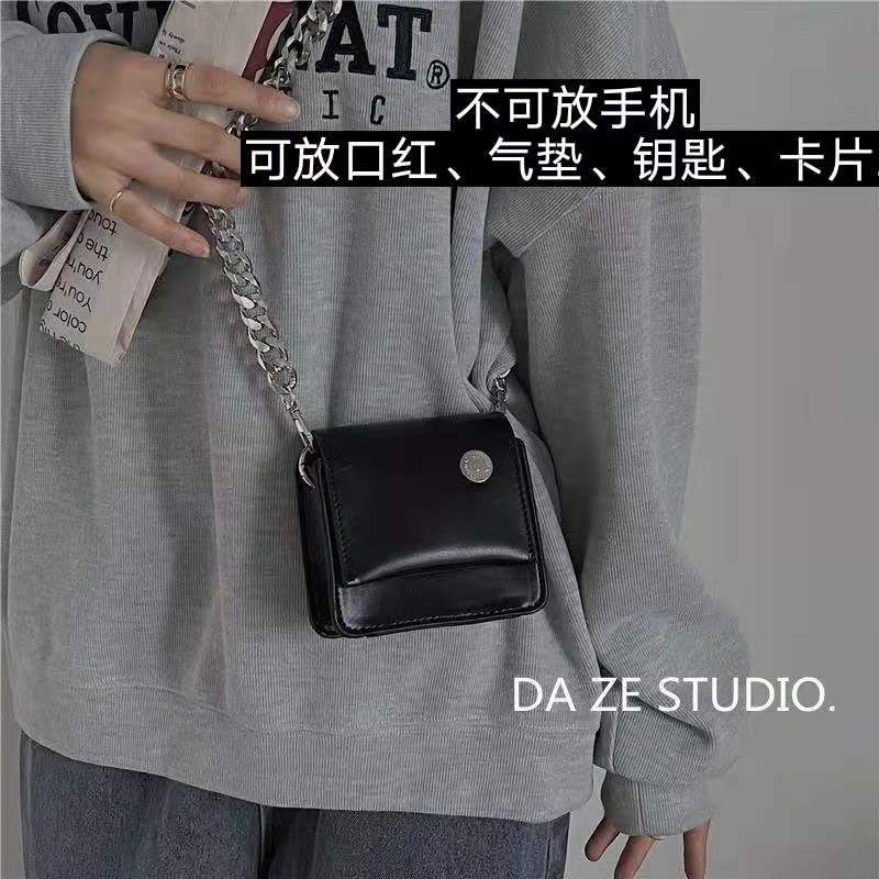 Túi Xách Mini Màu Đen Phối Dây Xích Thời Trang Mùa Hè Sang Trọng Cho Nữ