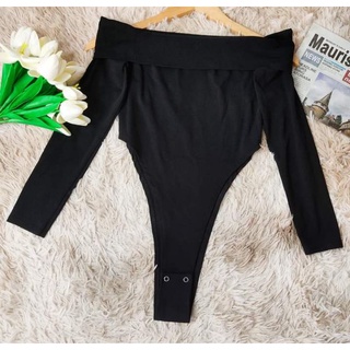 pass bodysuits trễ vai