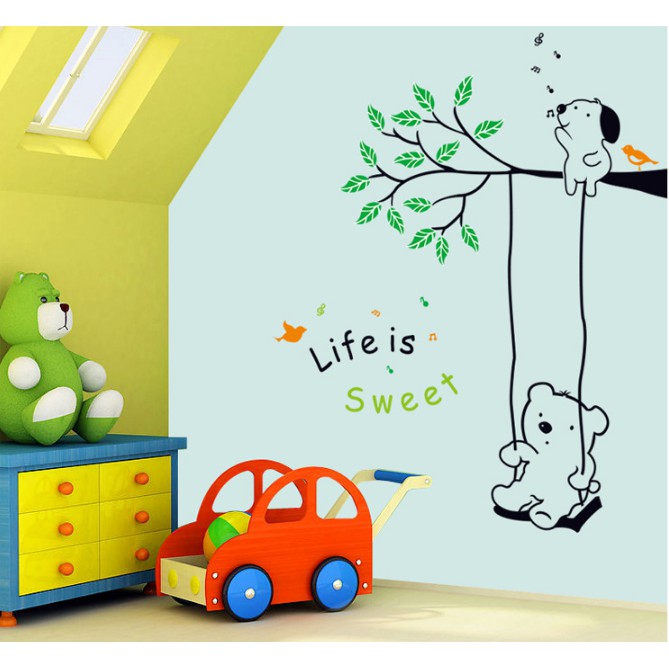 Decal trang trí tường Gấu chơi xích đu Life is sweet