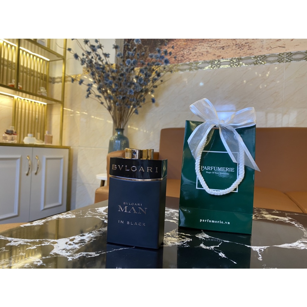 Nước hoa nam Man In Black hương thơm mạnh mẽ, nam tính đầy lôi cuốn
