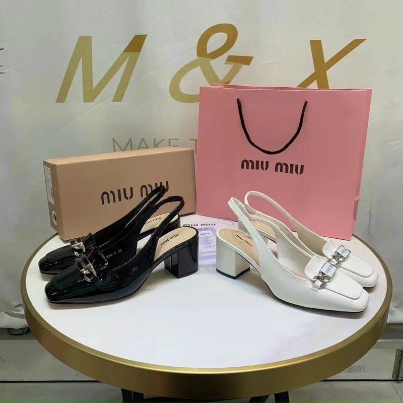 Giày Cao Gót MIUMIU Đế Vuông Hở Gót Mẫu Hot Hàng Chuẩn Fullbox Bill Hãng Xịn Sò