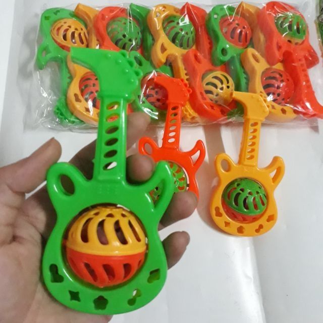 Lục lạc nhí có kèn cho bé