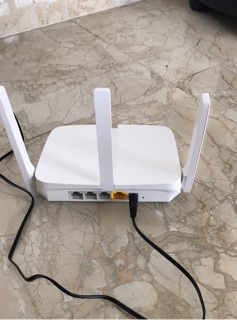 Kích không dây mercury MW313R ( 3 dâu có cổng lan).
