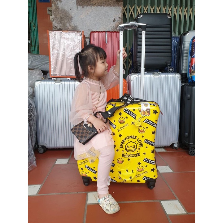 Vali cho bé có thể ngồi lên sz 20"