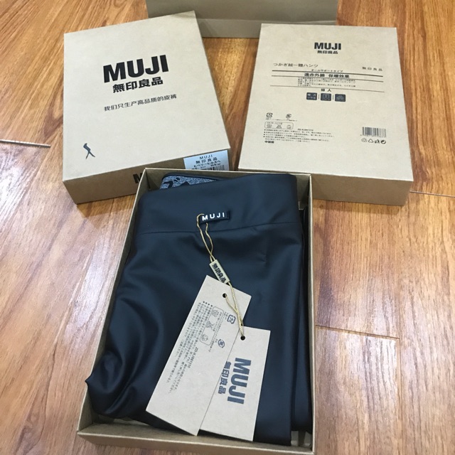 Quần da Muji