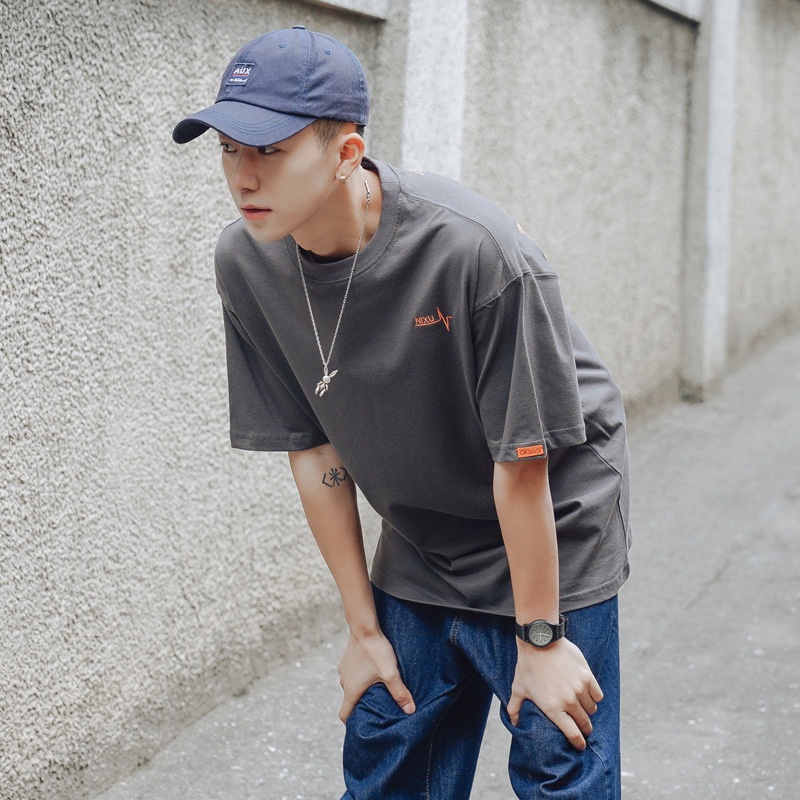 Áo Thun Nam Tay Ngắn Cổ Tròn In Chữ Sau Lưng Thời Trang Mùa Hè TTE210