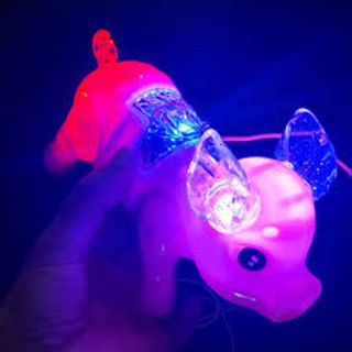 Lợn chạy pin phát nhạc phát sáng
