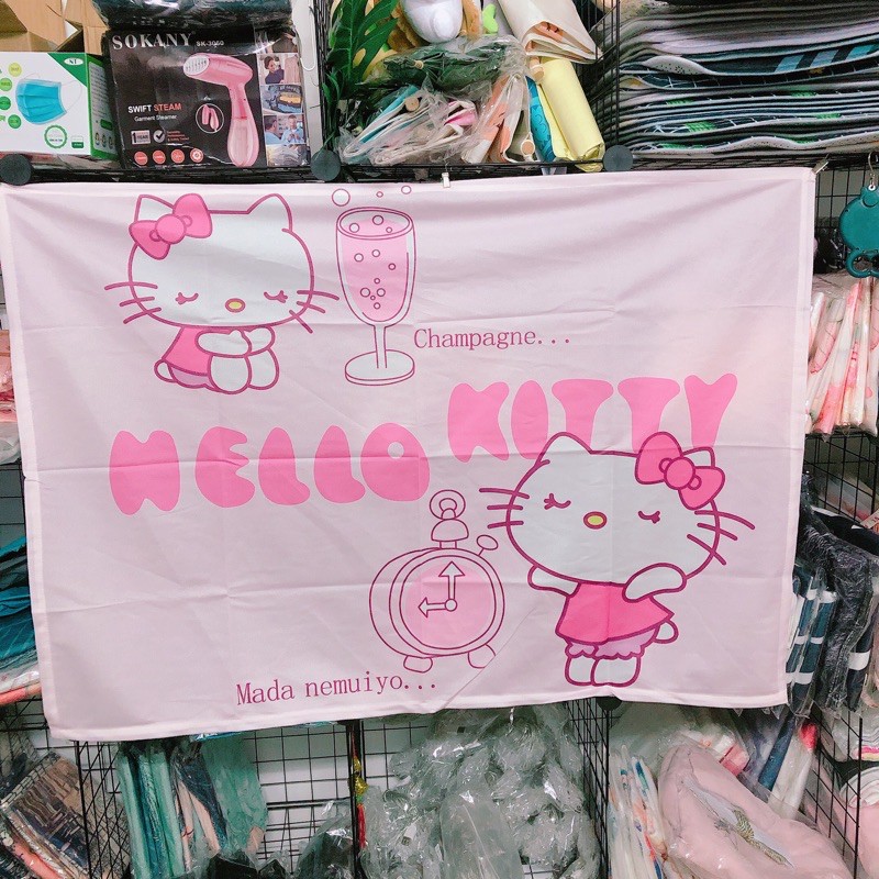 (SẴN) Thảm treo tường decor họa tiết HELLO KITTY Tặng kèm móc treo