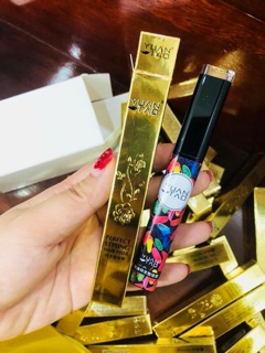 Chuốt tóc giúp tóc vào nếp gọn gàng