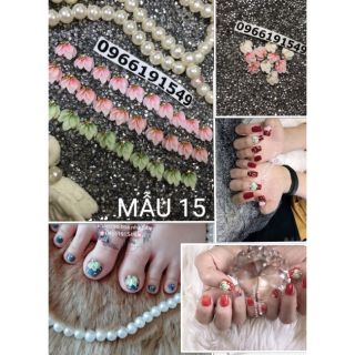 Hoa bột gắn tay_ hoa gốc tay