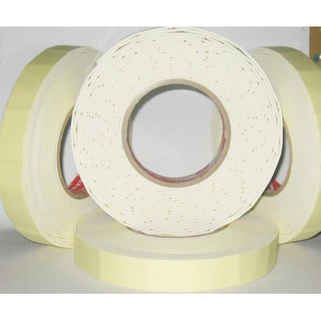 băng keo mousse(xốp) 2 mặt vàng 2F4-6m. Độ dính cao 1 cây 10 cuộn sử dụng 6m.!