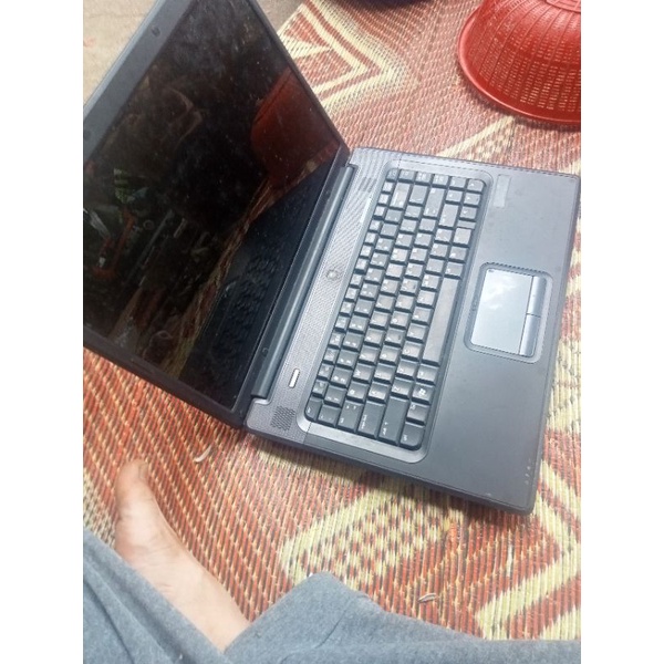 Laptop giá rẻ. Laptop HP Compaq C700