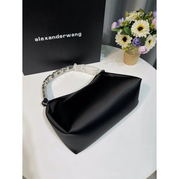 Túi kẹp nách  A L E x D Er wang