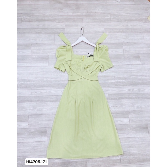Váy đầm nữ màu xanh bơ nơ vai tay bồng chéo eo hàng chuẩn loại 1 | BigBuy360 - bigbuy360.vn