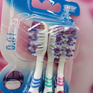 Lô 3 bàn chải đánh răng Oral B Micro- thin clean