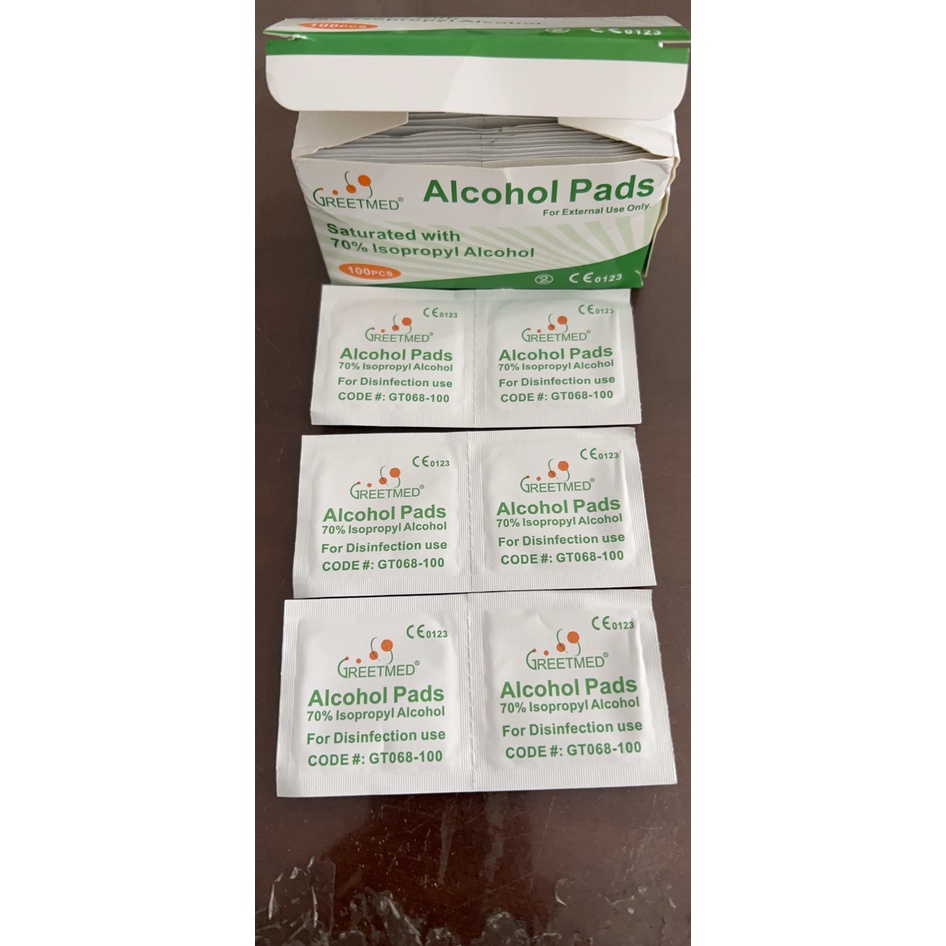 Hộp 100 miếng bông tẩm cồn sát khuẩn