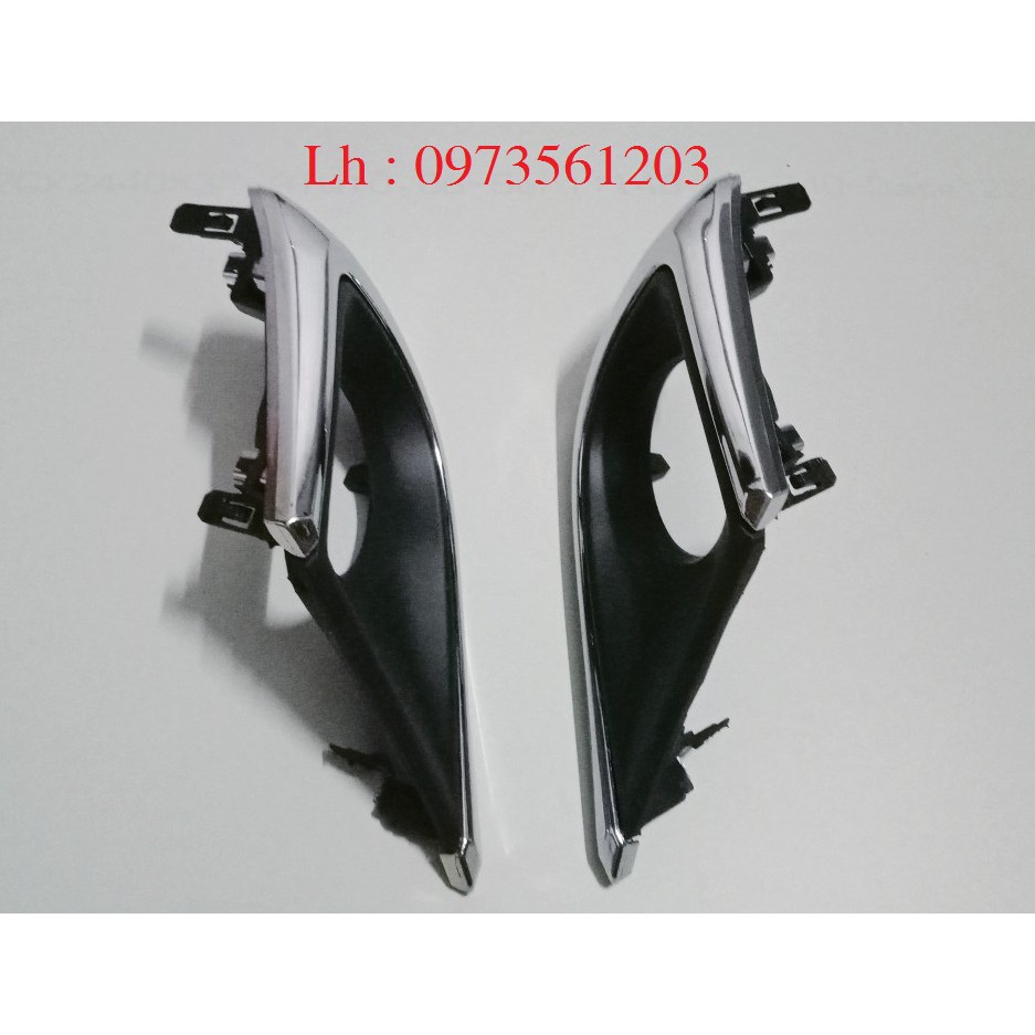 Ốp đèn gầm Innova 14-15, mạ crom -tặng vòng xoay hương hoa