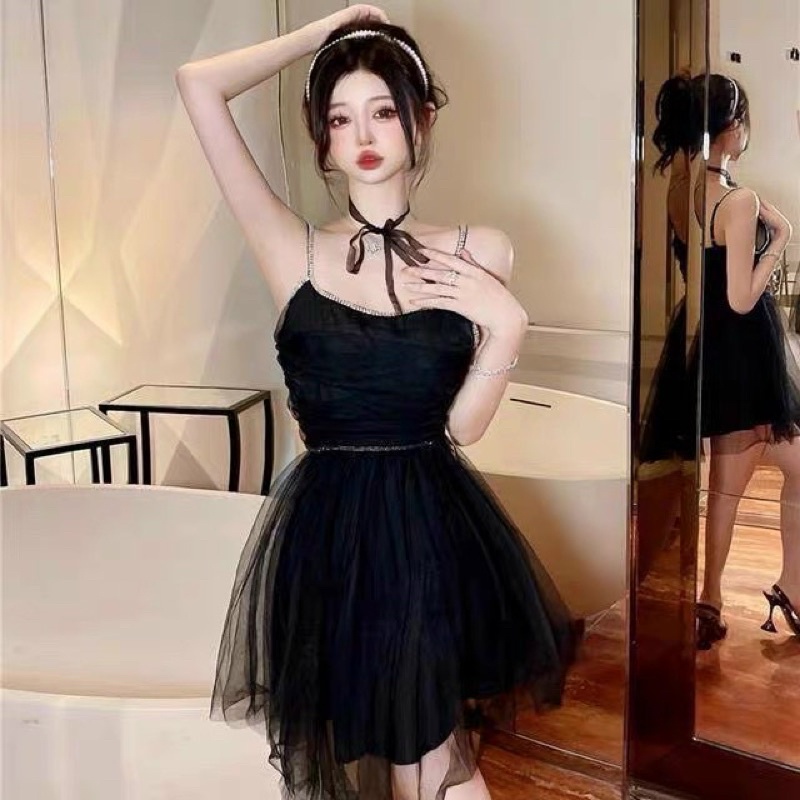 ĐẦM ĐEN 2S NHÍU NGỰC XOÈ PHỒNG