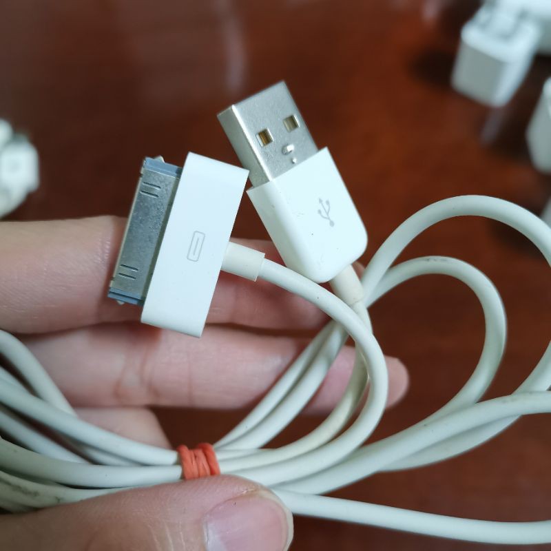 Cáp sạc chân 30 pin zin cũ - Hàng chính hãng