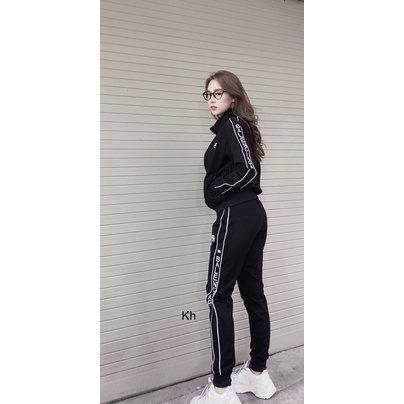 Bộ thể thao nữ kéo khoá chữ B