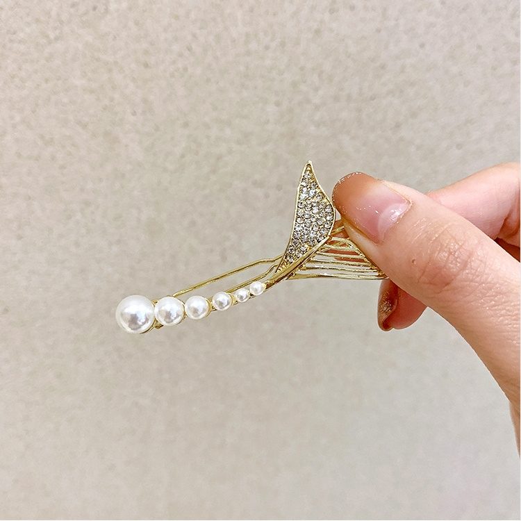 Kẹp Tóc Hình Đuôi Cá Đính Ngọc Trai Dễ Thương