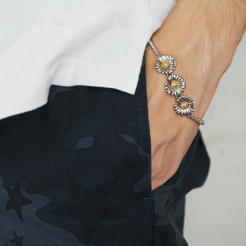 Vòng tay hình hoa cúc phong cách hip hop thời trang