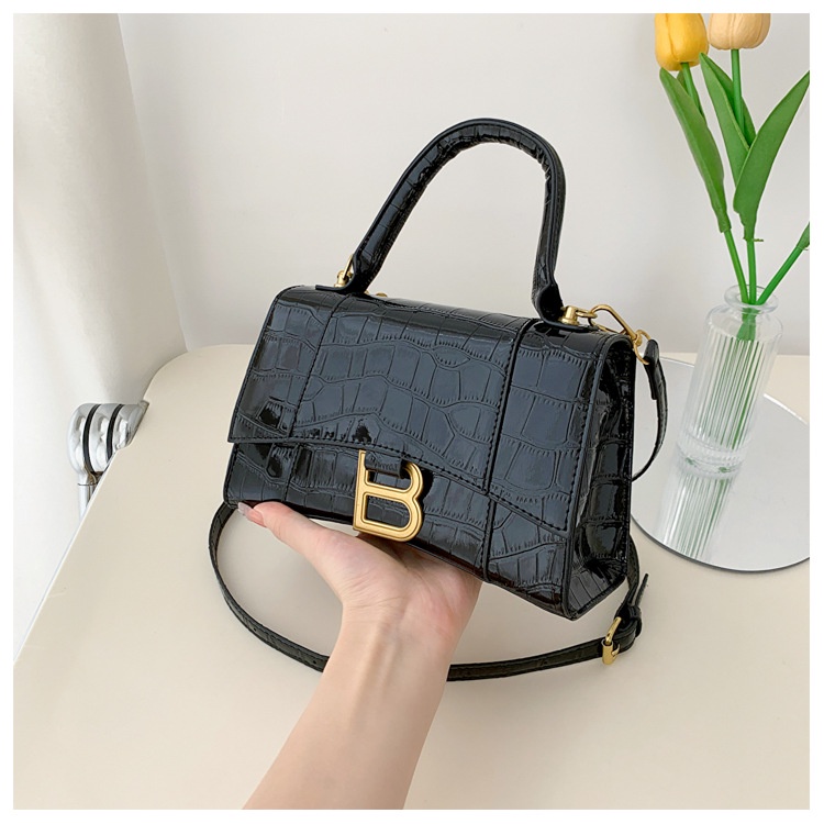 Túi Đeo Chéo Một Bên Vai Thời Trang Mới 2022 Dành Cho Bạn Nữ