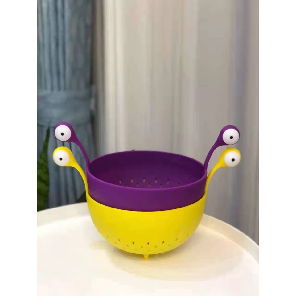 Giỏ nhựa hoạt hình sáng tạo gia dụng có thể thoát nước