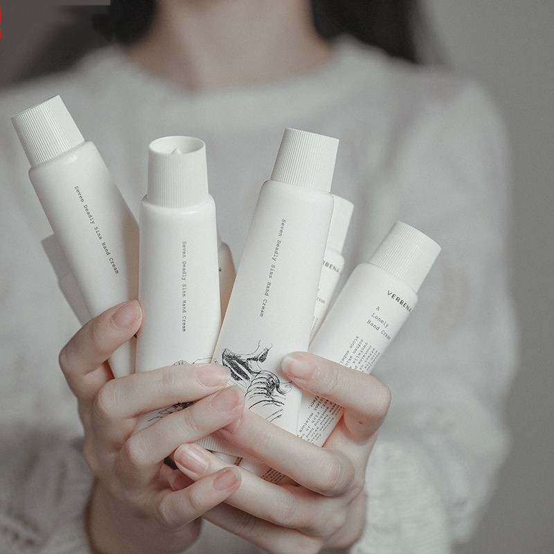 Kem dưỡng ẩm Verbena linn series Seven Deadly Sins cho da tay 56ML sử dụng hàng ngày