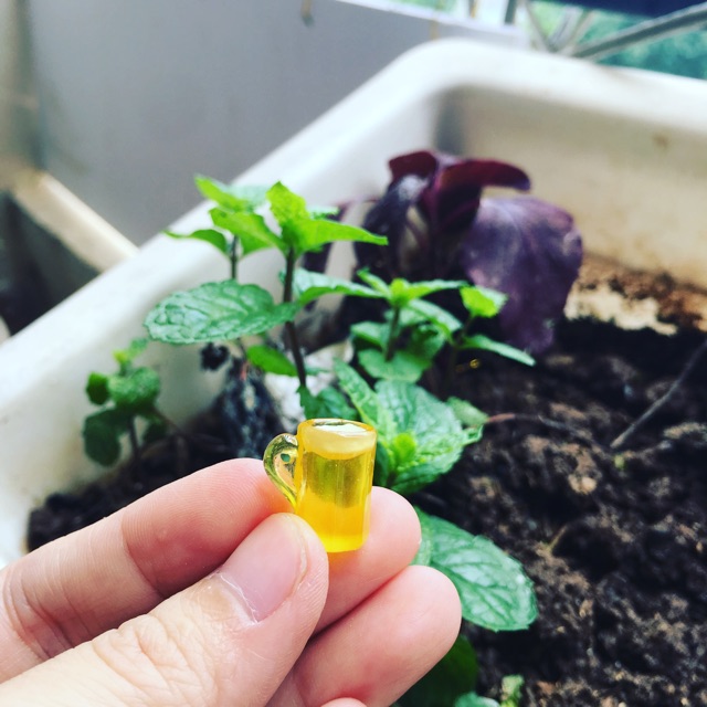 Cặp chai soju có lỗ xỏ