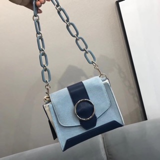 Guess bag - khoá tròn